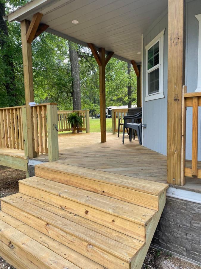 Cozy Cabin In Crestwood Subdivision Avinger Exterior photo